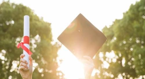 ���˸߿�ר��������Ҫר��ѧ����?